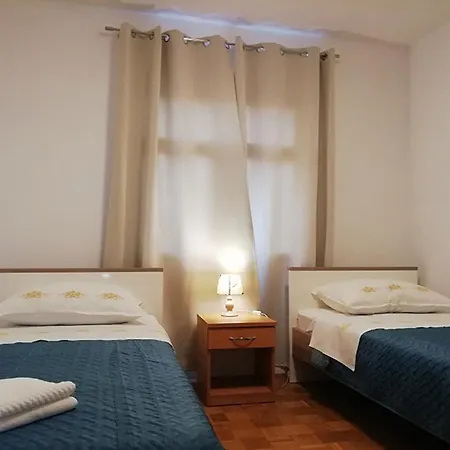 Ljilja 1 - With Terrace Nin